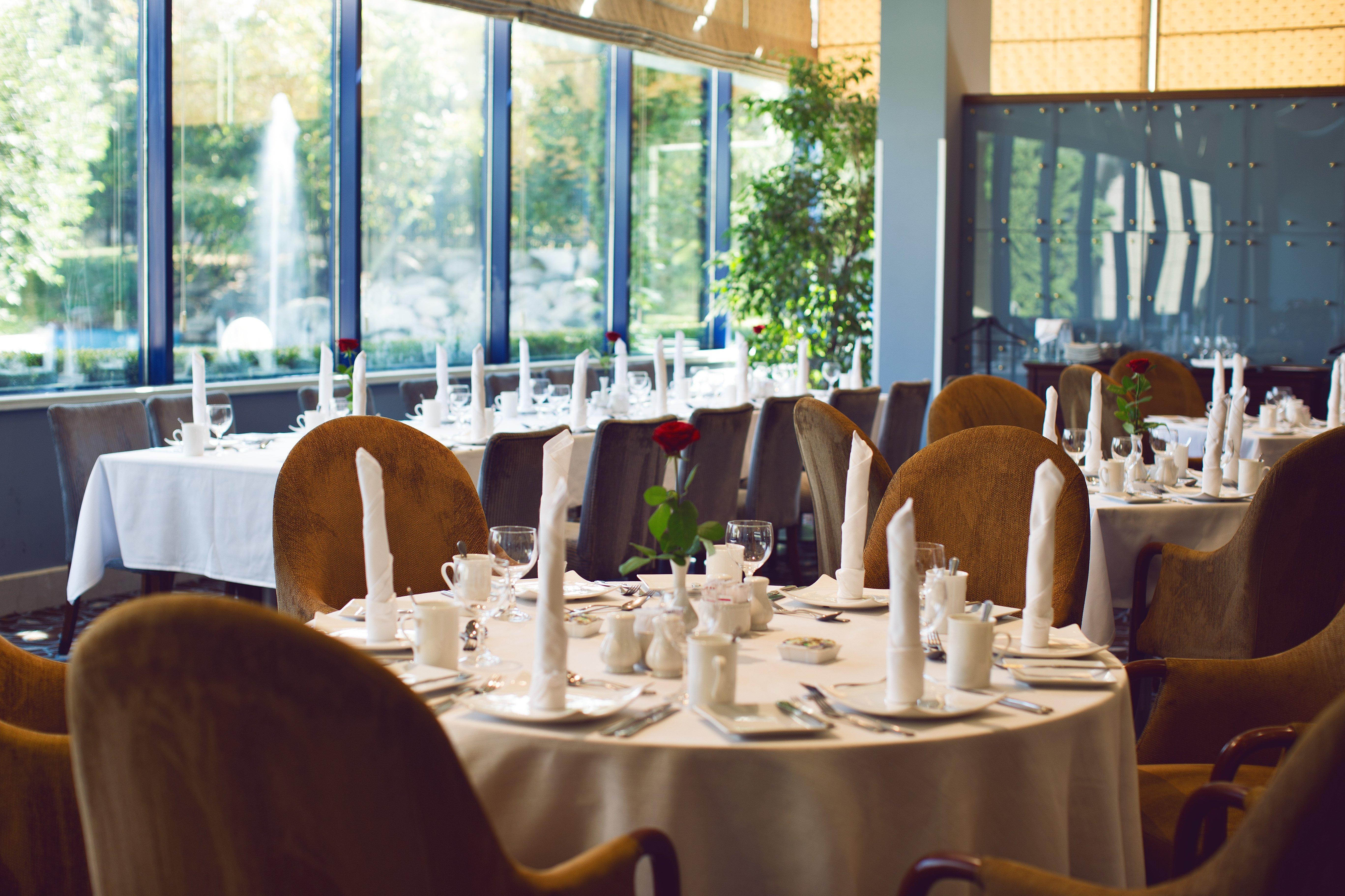 Intercontinental Almaty By Ihg Hotell Exteriör bild